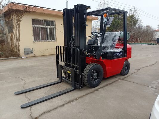 1.5Ton-4Ton LPG ไฟฟอร์คลิฟต์ด้วยเครื่องยนต์ญี่ปุ่นและคอนเทนเนอร์มาสต์