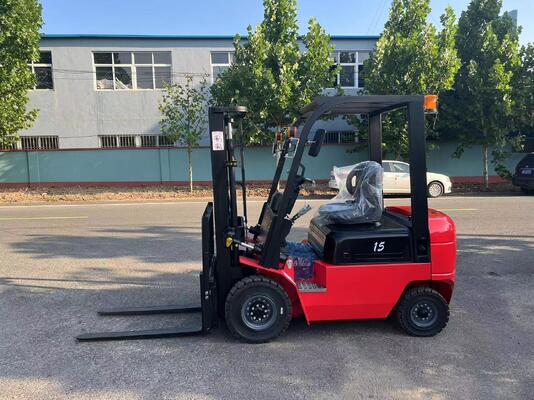 Buy China Manufacturer Diesel 1.5T-3.5T Forklift Truck with Japan ISUZU engine online manufacture