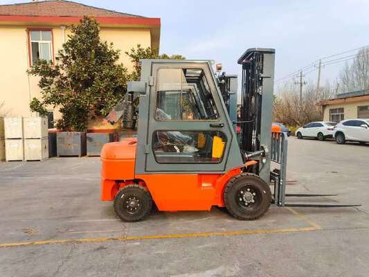 Buy Diesel Forklift High Quality 1.5Ton-3.5Ton with Japan Isuzu Engine and Container Mast online manufacture