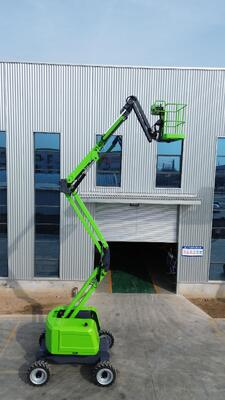 16m-26.2m Diesel Articulating Boom Manlift Customized Color